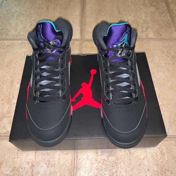 Jordan Other - Nike Air Jordan 5 Grape tongue